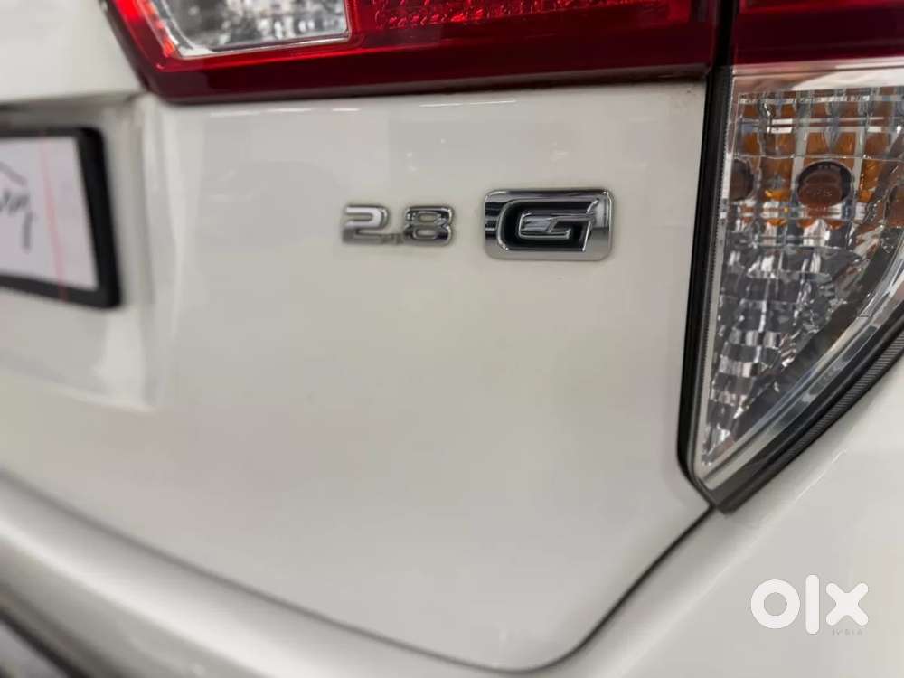 Toyota Innova Crysta 2.8 Gx At 7 Str, 2016, Diesel