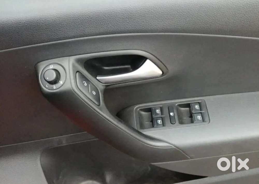 Volkswagen Polo 2017 Petrol 49000 Km Driven