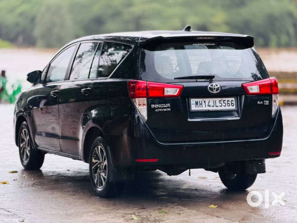 Toyota Innova Crysta 2.4 G Mt 7 Str, 2021, Diesel