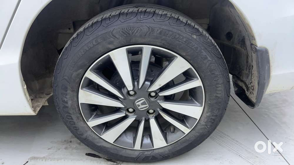 Honda City 1.5 V Mt, 2023, Petrol