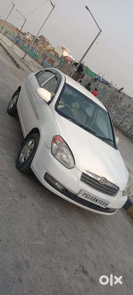 Hyundai Verna 2010 Diesel 75000 Km Driven