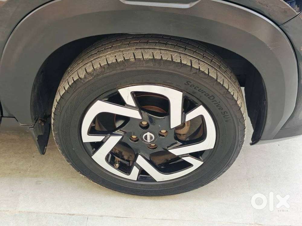 Nissan Magnite 1.0 Xv, 2023, Petrol