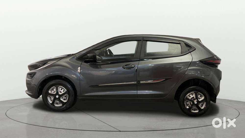 Tata Altroz Xe Petrol, 2022, Petrol