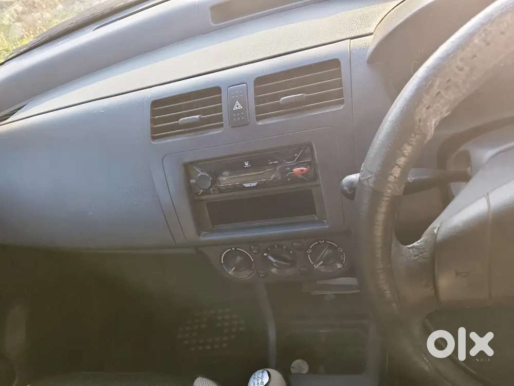 Maruti Suzuki Dzire 2015