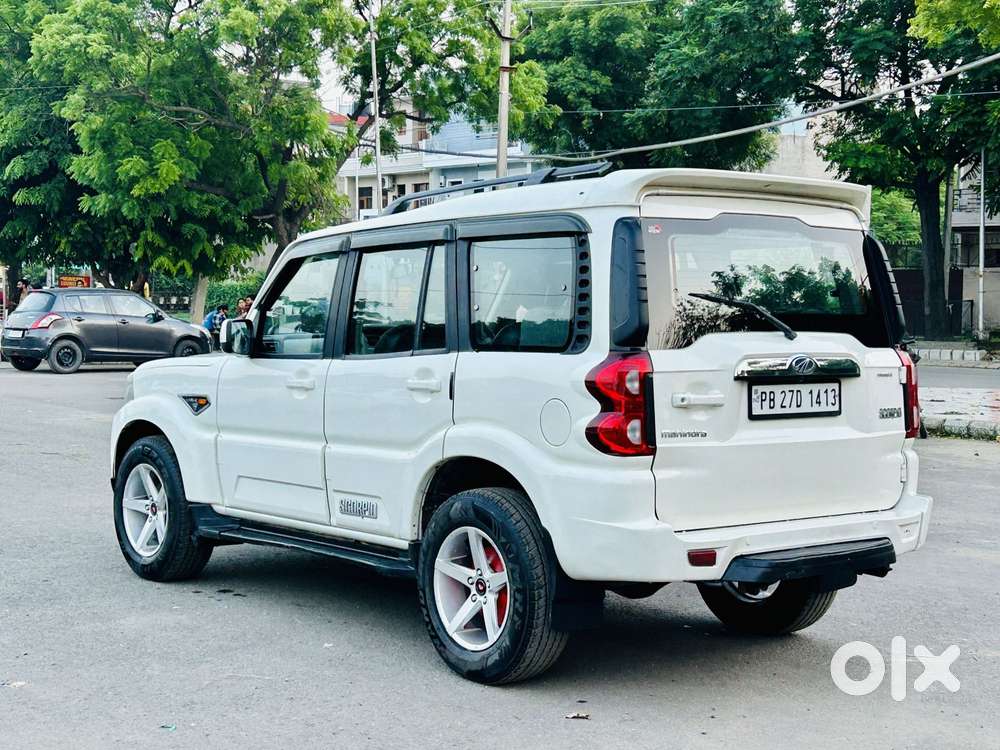 Mahindra Scorpio S8 7 Seater, 2015, Diesel