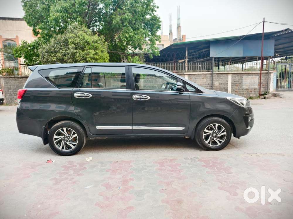 Toyota Innova Crysta [2020-ongoing] 2.4 Gx At 7 Str, 2021, Diesel