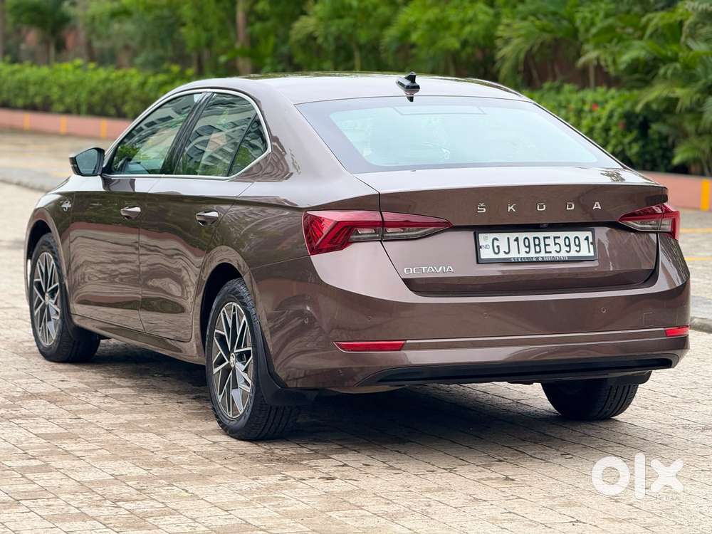 Skoda Octavia 2.0 L K Tsi At, 2022, Petrol