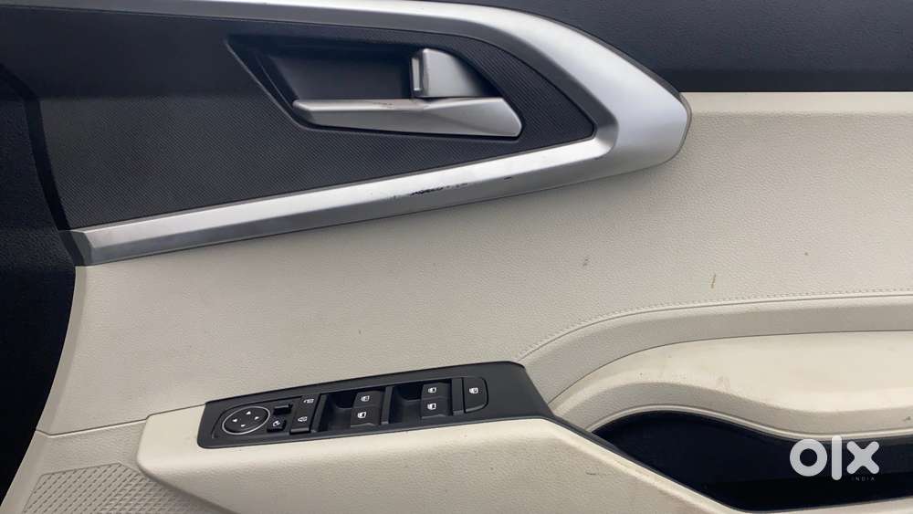 Kia Carens 1.5 Prestige Plus 7 Str Imt, 2022, Petrol