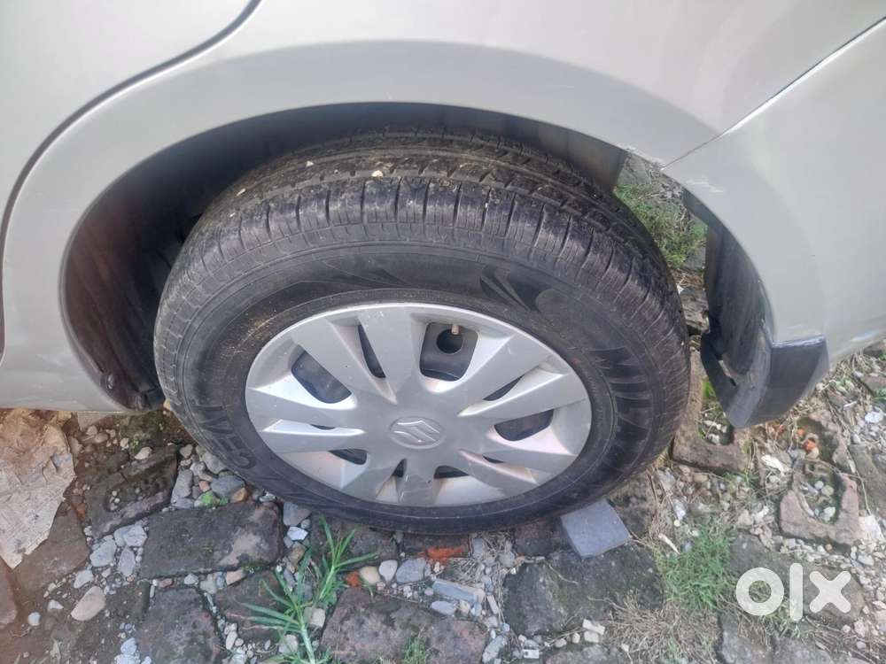 Maruti Suzuki Swift Dzire 1.2 Vxi Bsiv, 2014, Petrol