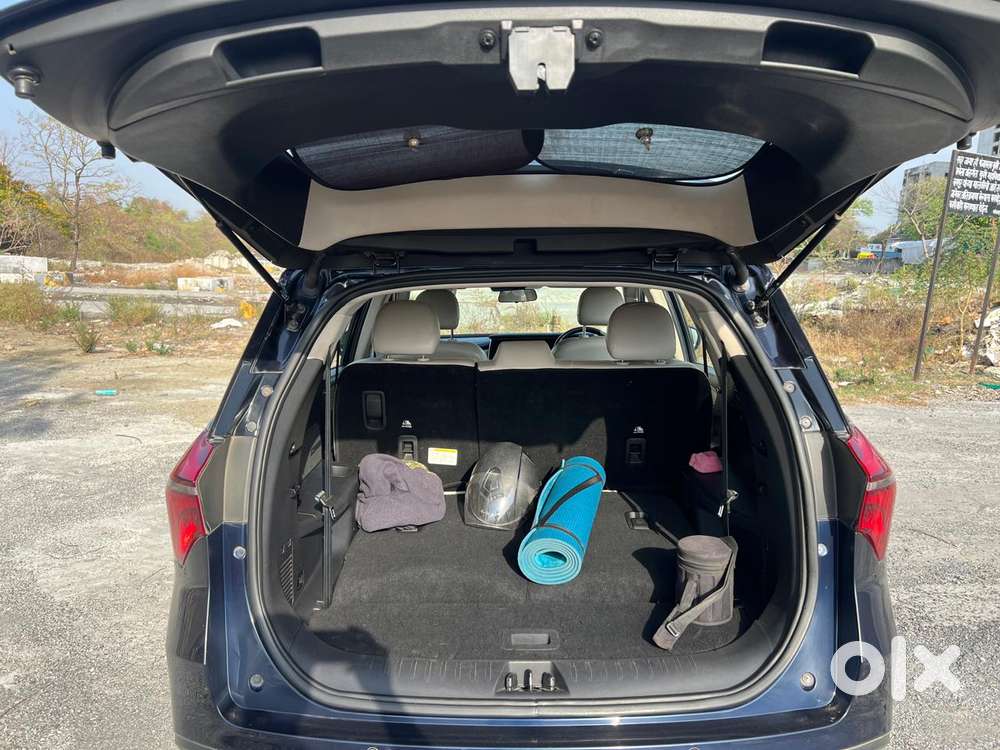 Mahindra Xuv700 2.2 Ax 7 Diesel At Luxury Pack Str Awd, 2021, Diesel