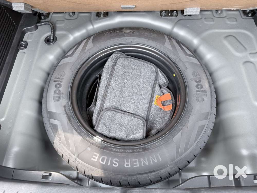 Hyundai Venue Sx (o) Mt 1.5 Diesel, 2024, Diesel