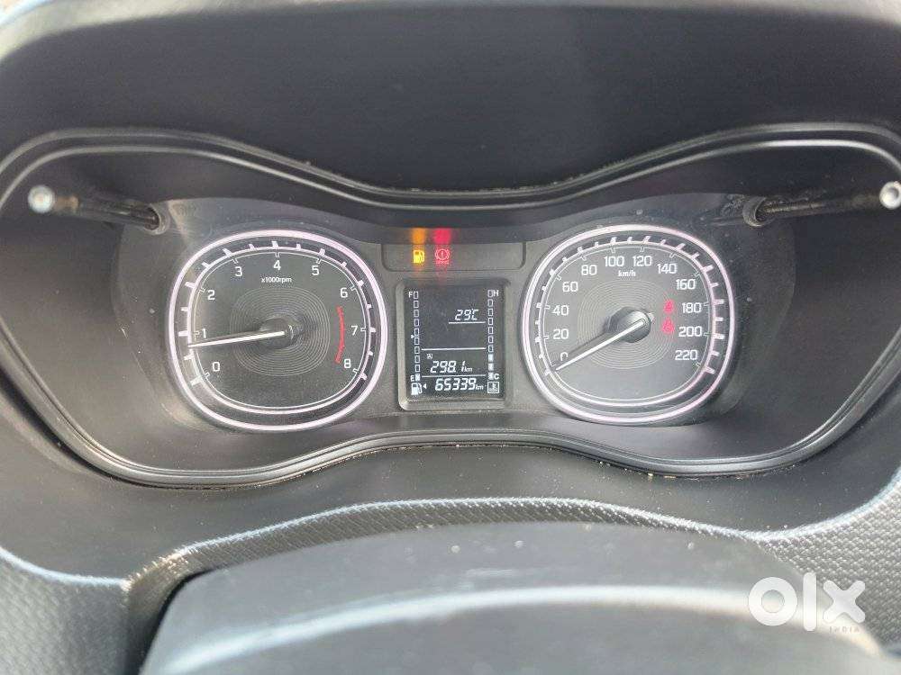 Maruti Suzuki Brezza 1.5 Zxi Smart Hybrid, 2021, Petrol