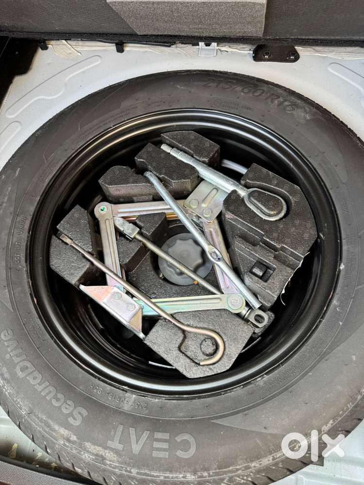 Mg Astor 2024 Petrol 20228 Km Driven Geniun Km With Company Record