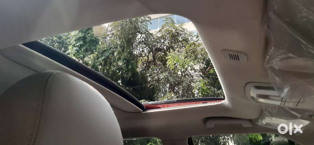 Mahindra Xuv300 W8 Option, 2022, Petrol