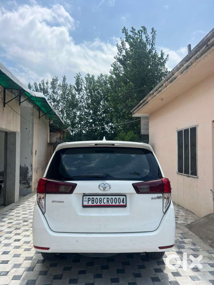 Toyota Innova Crysta 2016 Diesel Automatic