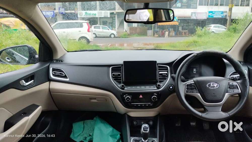 Hyundai Verna, 2022, Petrol