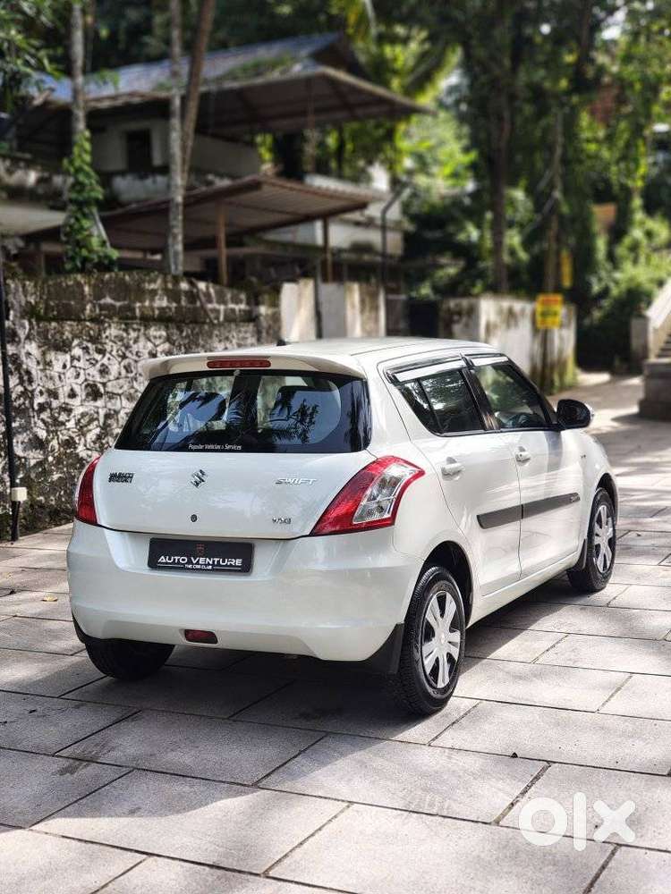 Maruti Suzuki Swift 1.2 Abs, 2017, Petrol