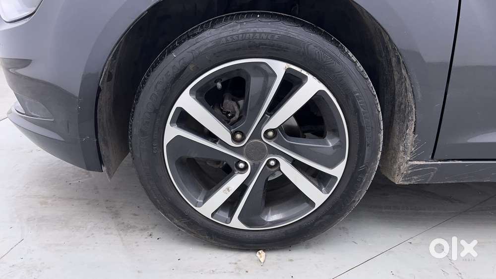 Tata Altroz Xz, 2021, Petrol