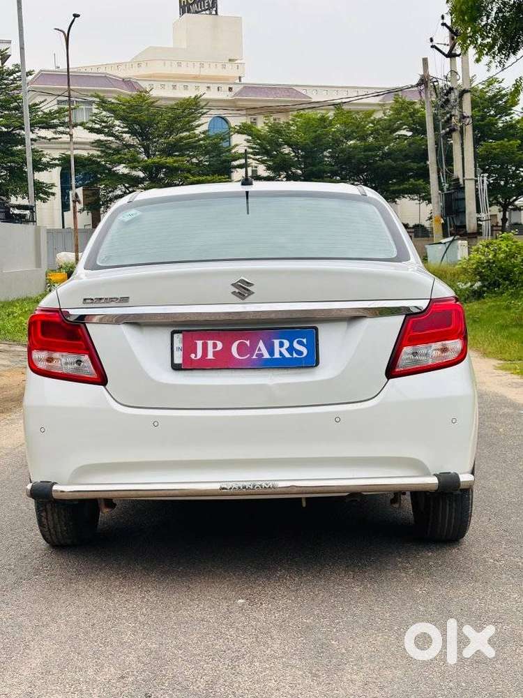 Maruti Suzuki Swift Dzire Zxi + Mt, 2023, Cng & Hybrids
