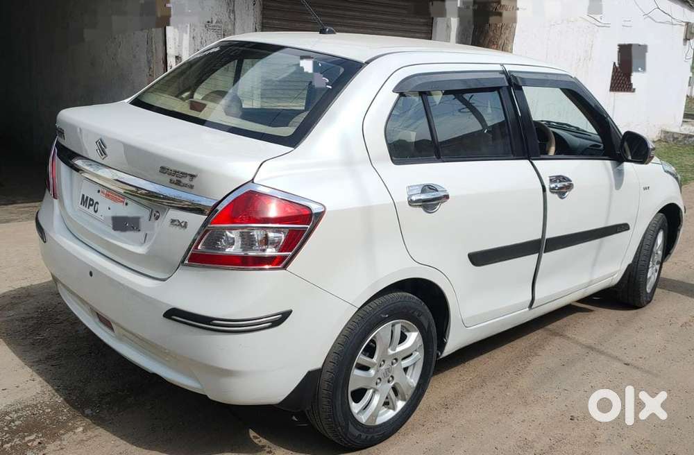 Maruti Suzuki Swift Dzire 2015 Petrol Well Maintained