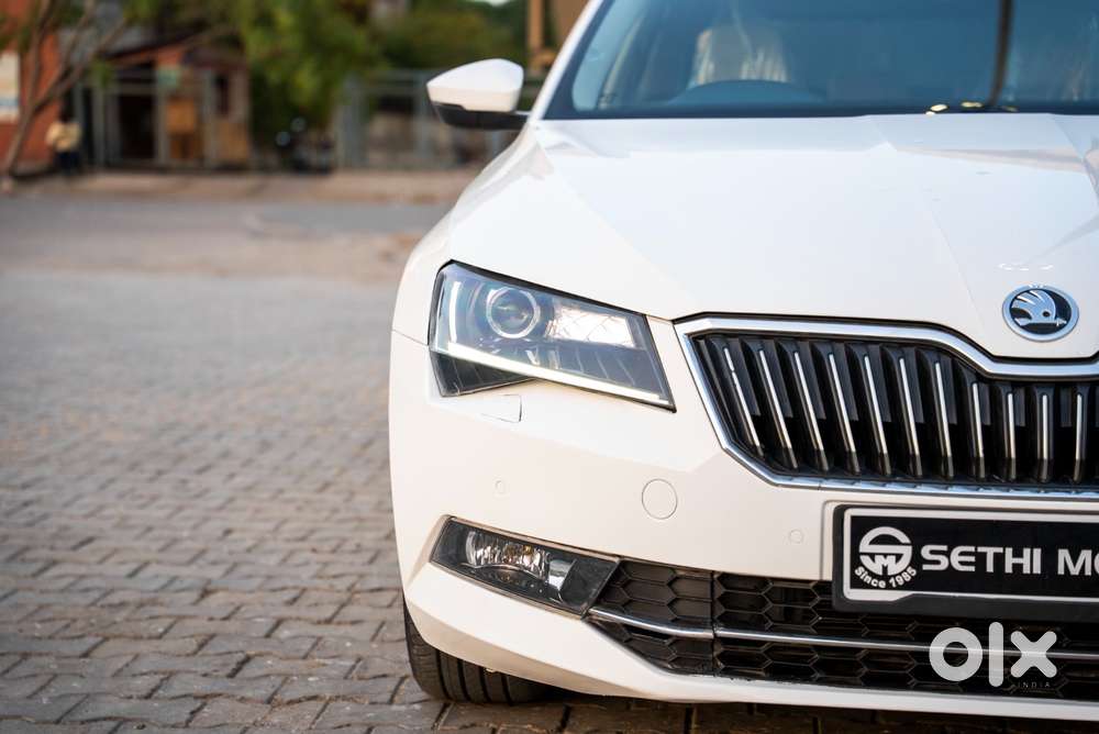 Skoda Superb 2.0 L&k Tsi At, 2021, Petrol