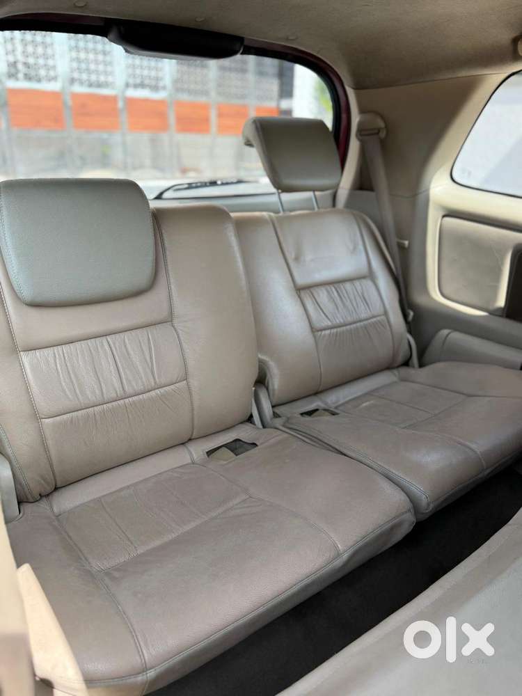 Toyota Innova 2.5 G (diesel) 8 Seater, 2006, Diesel