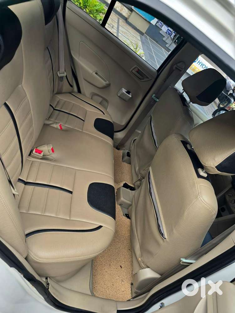 Maruti Suzuki Swift Dzire Lxi, 2012, Petrol