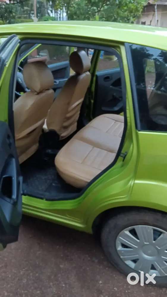 Ford Figo Petrol 2010