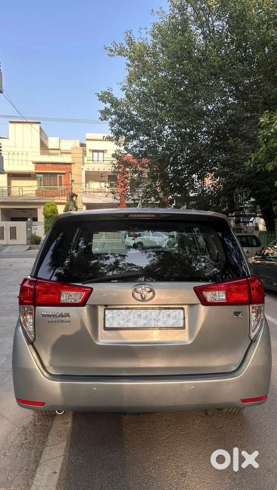 Toyota Innova Crysta  2016