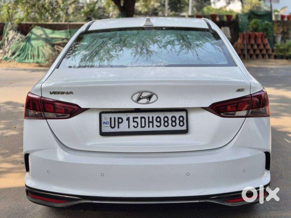 Hyundai Verna 1.5 Sx (o) Petrol Mt, 2020, Petrol