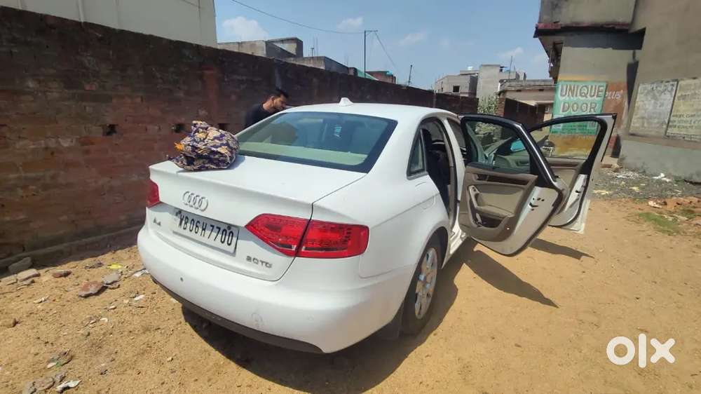 Audi A4 Tdi 2011 Third-owner Diesel Automatic