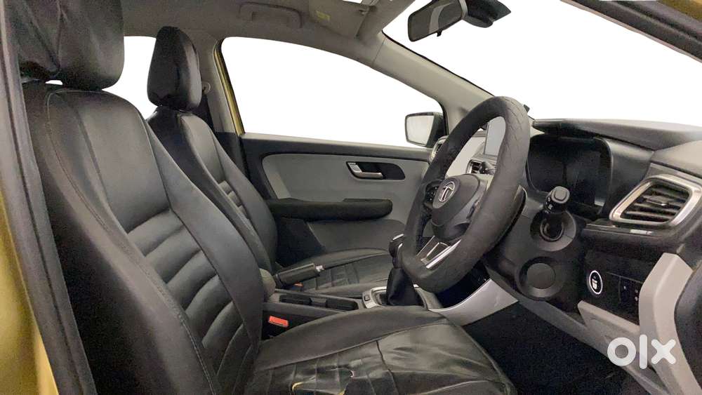 Tata Altroz Xz, 2020, Petrol