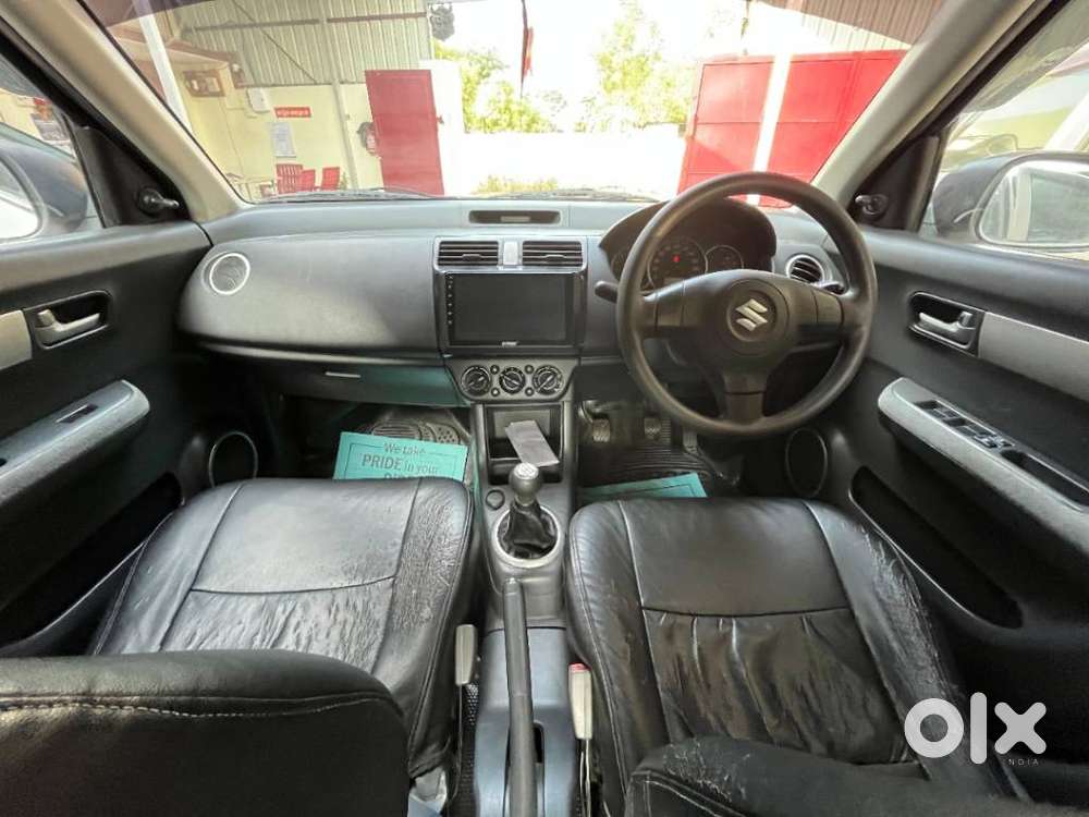 Maruti Suzuki Swift Dzire Vxi, 2011, Petrol