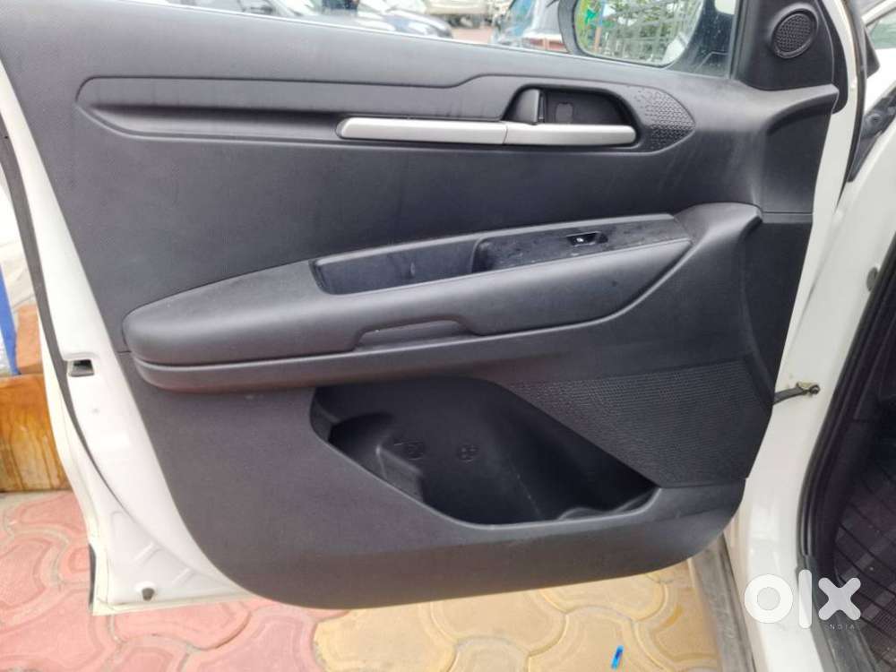 Kia Sonet G1.2 5mt Htk+(o), 2023, Petrol