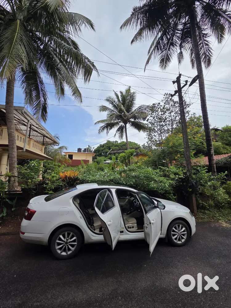 Skoda Octavia Elegance 2014, 1.8tsi, Dct 7 Speed.
