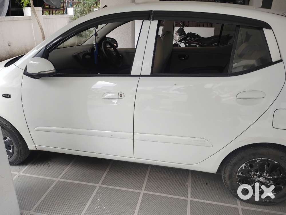 2011 Hyundai I10 Sportz 1.2 Automatic | 57,700 Km | 2nd Owner | Mh-02