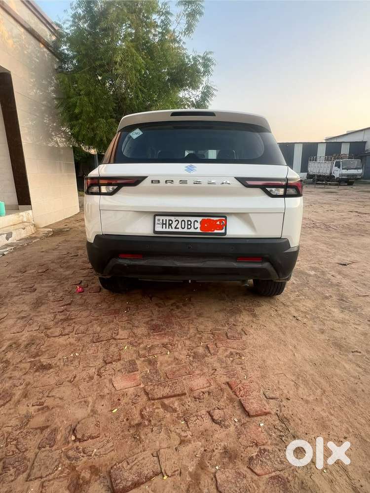 Maruti Brezza Lxi 2025 Cng Company Fitted