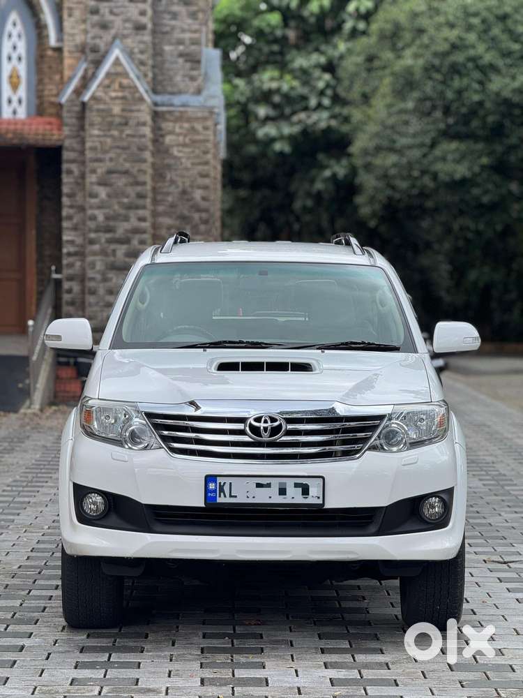 Toyota Fortuner 3.0 4x2 Automatic, 2013, Diesel