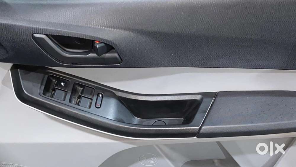 Tata Tiago 1.2 Revotron Xza, 2021, Petrol