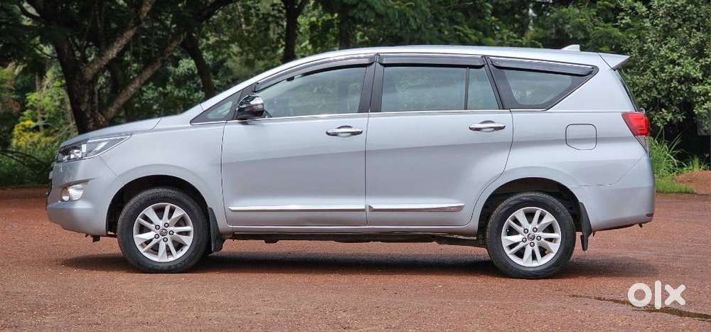 Toyota Innova Crysta