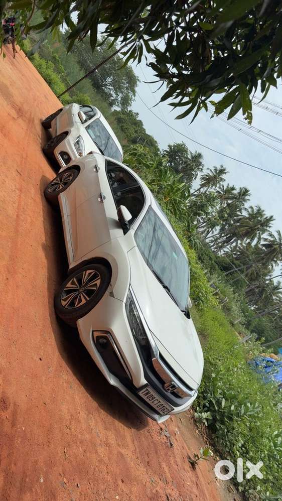 2019 Honda Civic Petrol Automatic 76000 Km