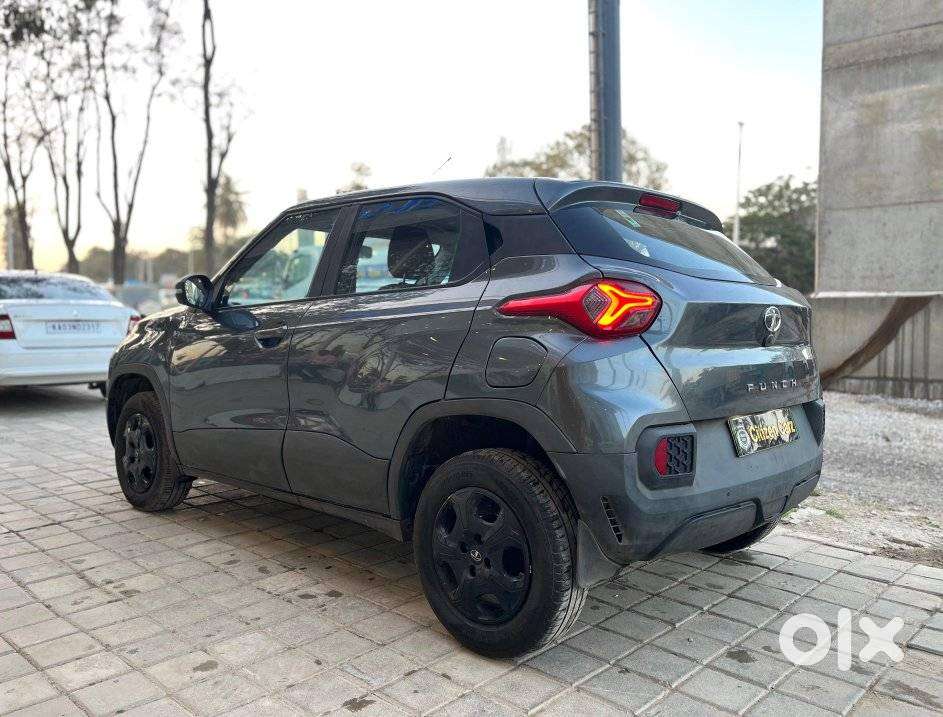 Tata Punch 1.2 Revotron Accomplished Dazzle Pack Amt, 2023, Petrol