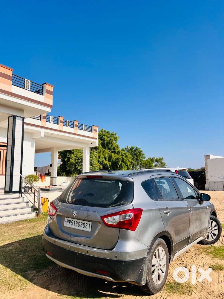 Maruti Suzuki S-cross 2016 Diesel Well Maintained