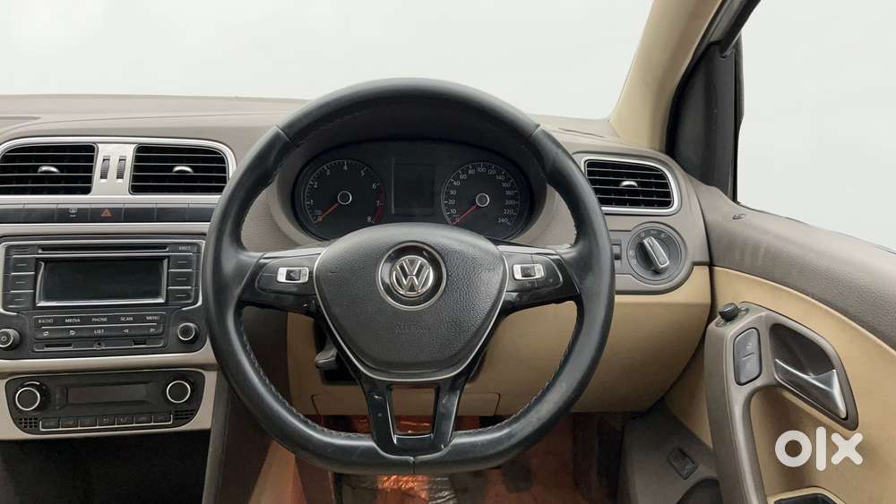 Volkswagen Vento 2013-2015 1.6 Highline, 2015, Petrol