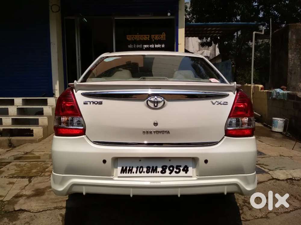 Toyota Etios Vx D 2015 Urgent Sell,price Slightly Ngoshiable