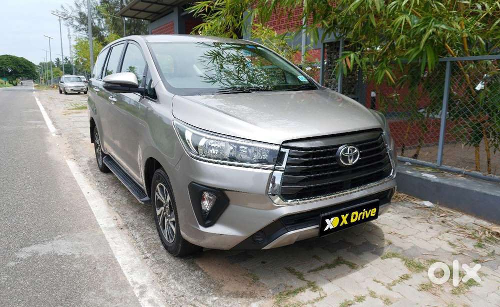 Toyota Innova Crysta [2020-ongoing] 2.4 Gx At 8 Str, 2021, Diesel
