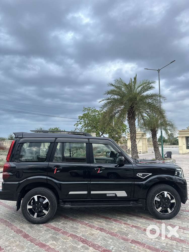 Mahindra Scorpio Classic 2.2 S 11 Mt 7 Str, 2022, Diesel