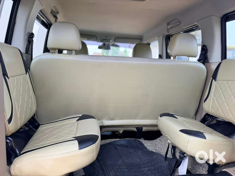 Mahindra Tuv 300 T8 Amt (automatic), 2017, Diesel