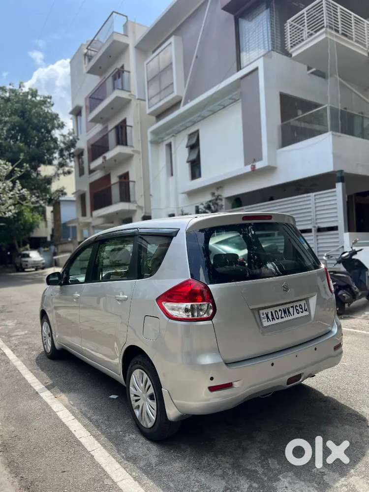 Maruti Suzuki Ertiga 2015 Diesel 90000 Km Driven