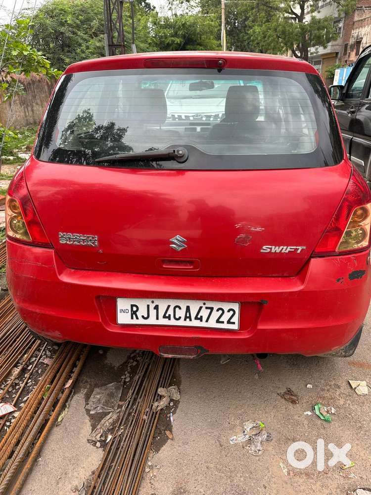 Maruti Suzuki Swift 2004-2010 Zxi Bsiv, 2005, Petrol